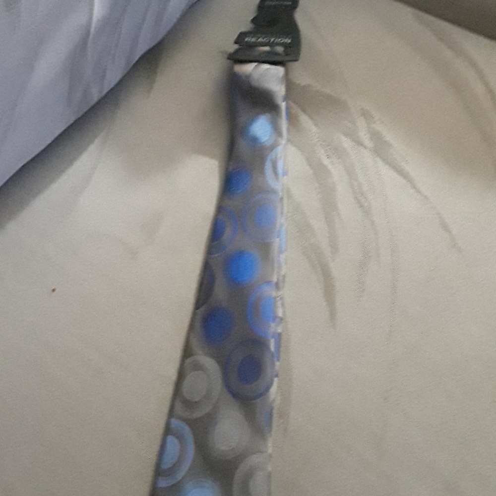 Men's tie